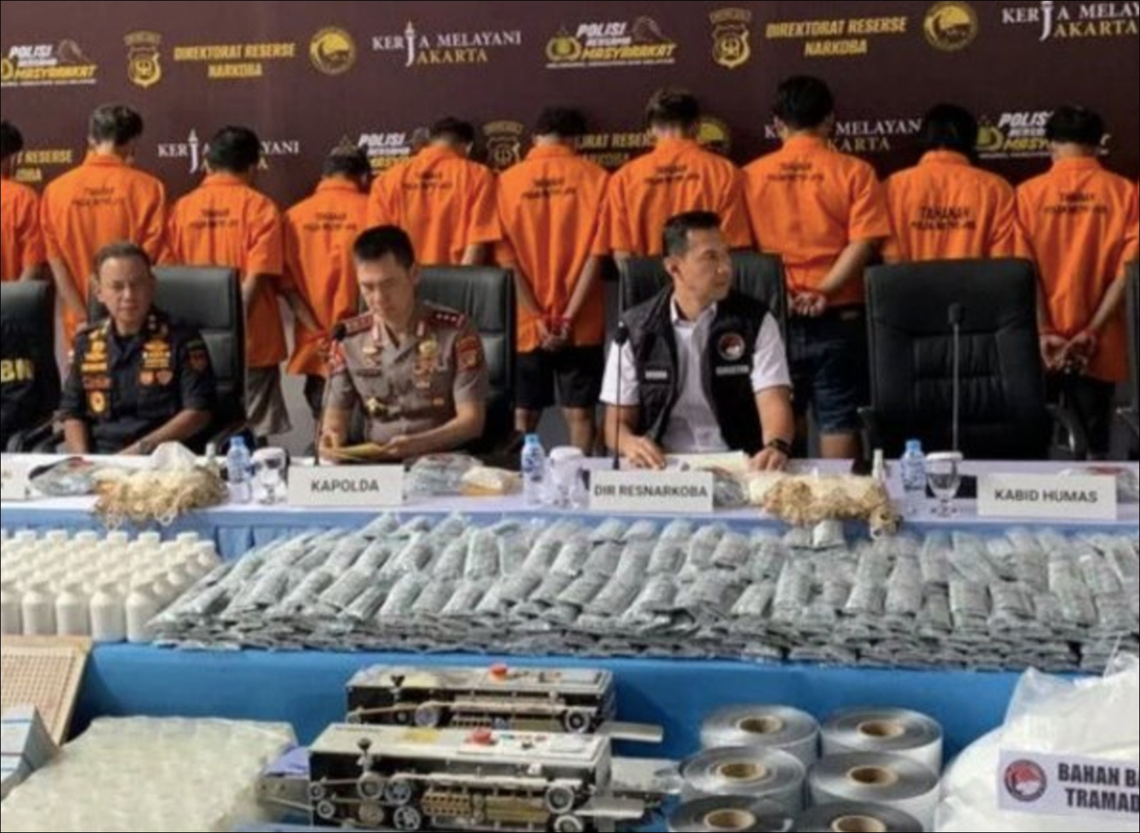 Pabrik Obat Ilegal Tramadol di Kartasura Berkedok Pabrik Kardus. Produksi Hampir 2 Juta per Hari - Infolitik