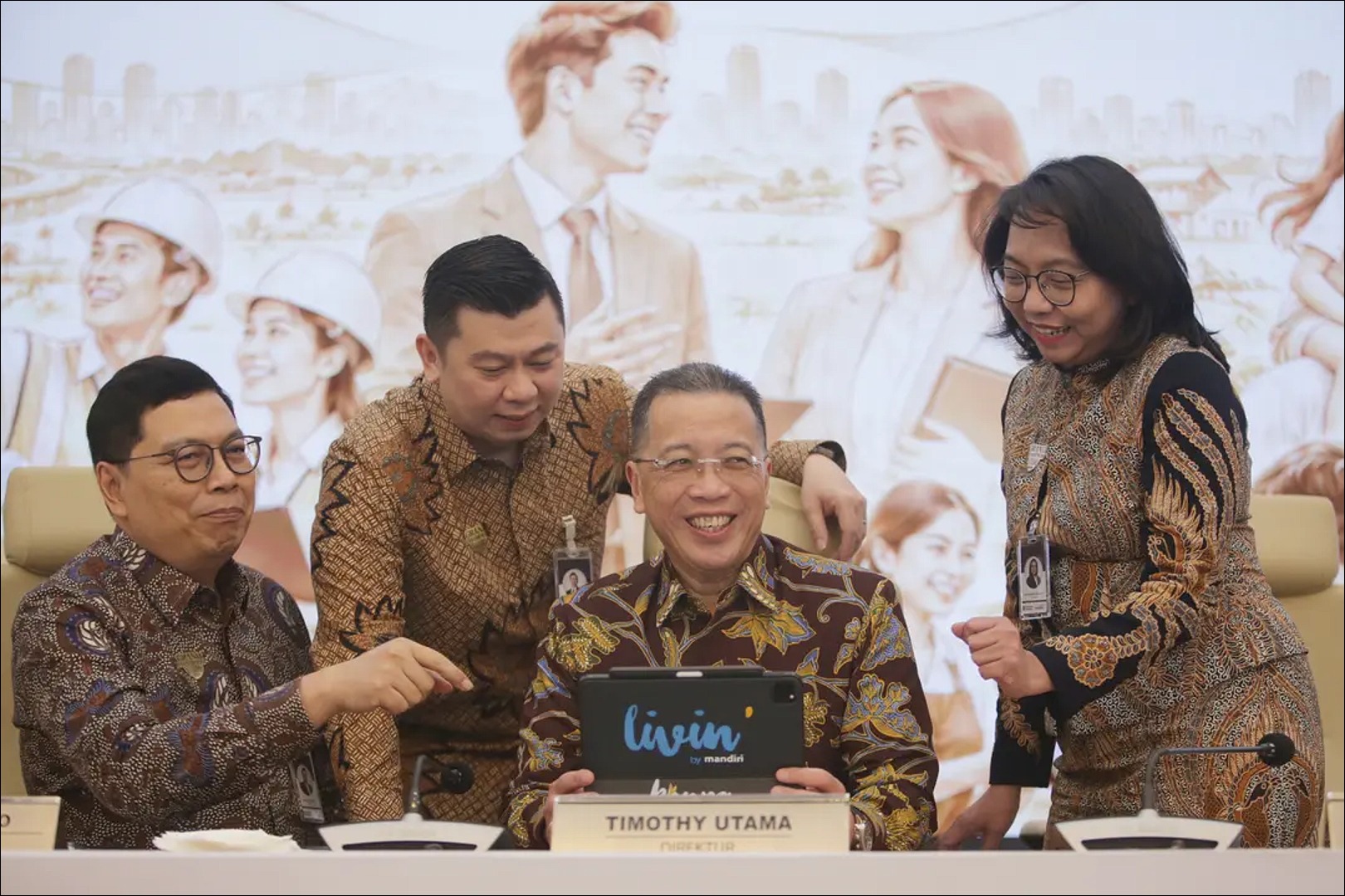 Laba Bank Mandiri Tumbuh 20,7 Persen, Kredit Tembus Rp1.605 Triliun - Infolitik